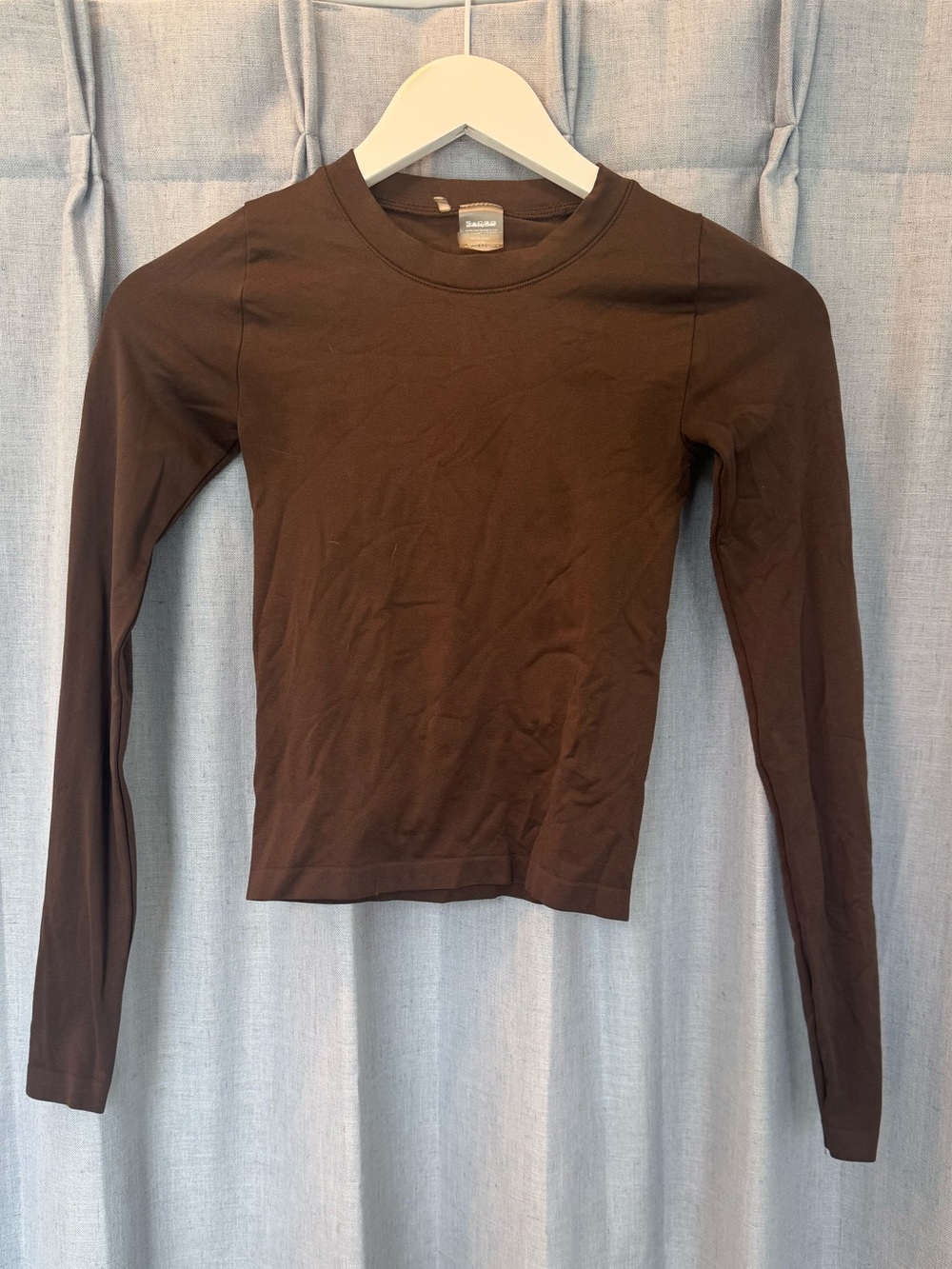 Aritzia Sunday Best Sinch Seamless Crew Longsleeve